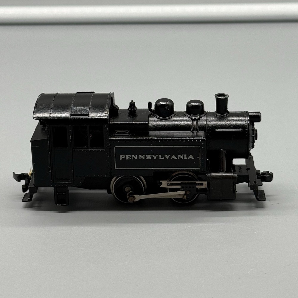 Vintage Mantua 3992 HO Scale Pennsylvania Steam Locomotive PRR Tested Works